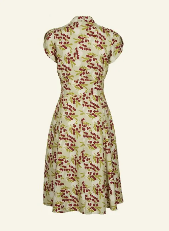 Hot Palava Rita - Cream Damson Dress